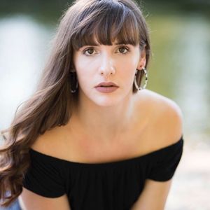 Meet your Posher, Isabel